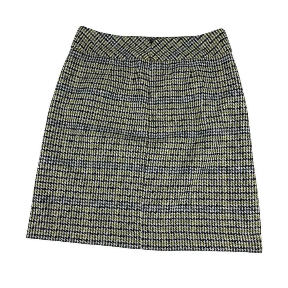 Talbots Women's size 6 Wool Blend Plaid Skirt Pockets
